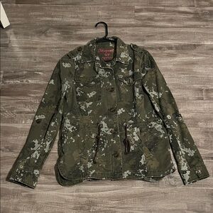 Aeropostale Green Camo Utility Jacket (small)